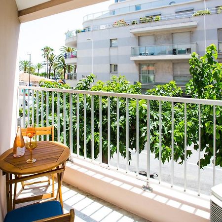Romantic Sea View Studio, Steps Away From The Beach أنتيب المظهر الخارجي الصورة